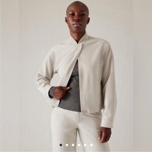 New Athleta Endless Bomber Jacket in Abalone White Cream Size Large